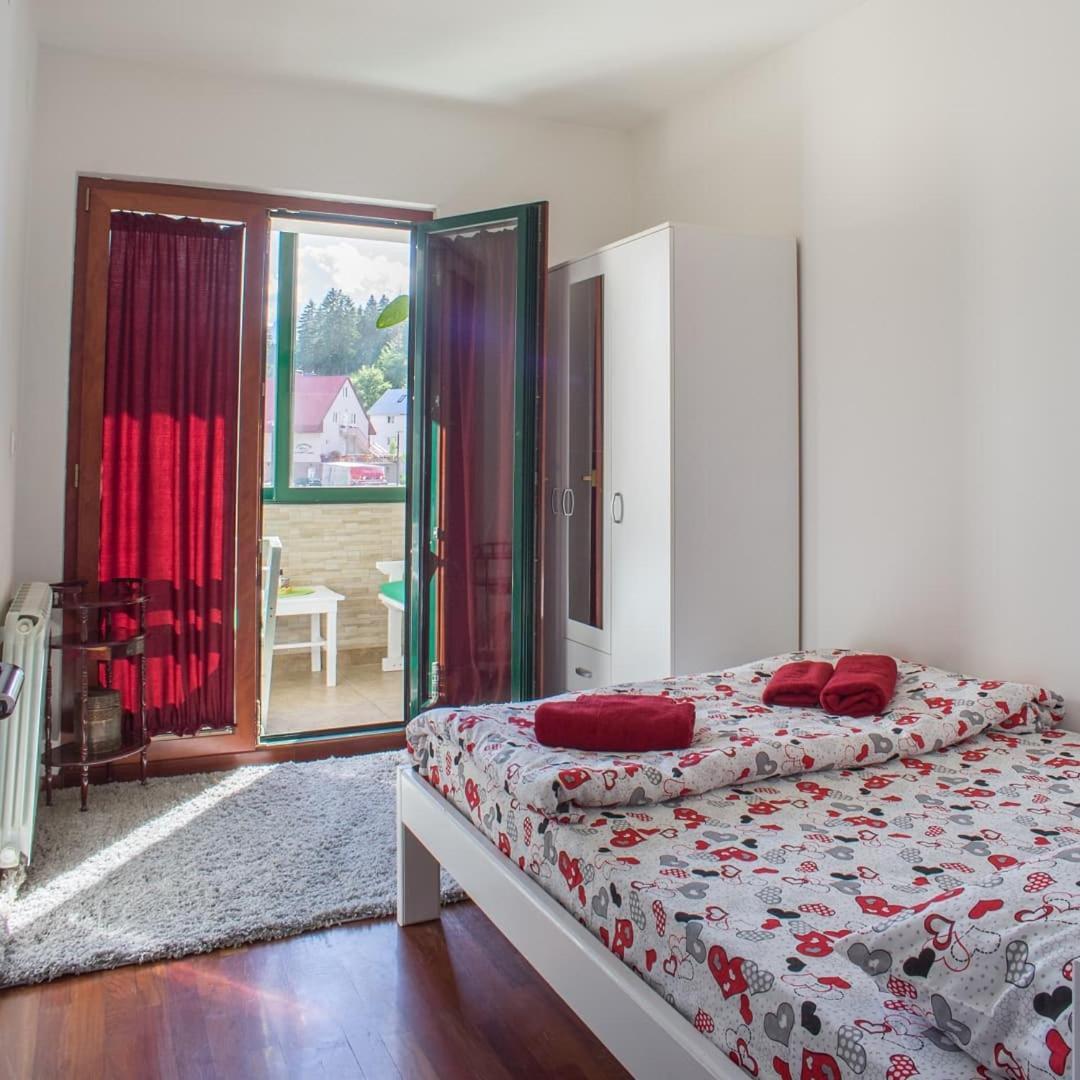 Gloria Apartman Žabljak Стая снимка